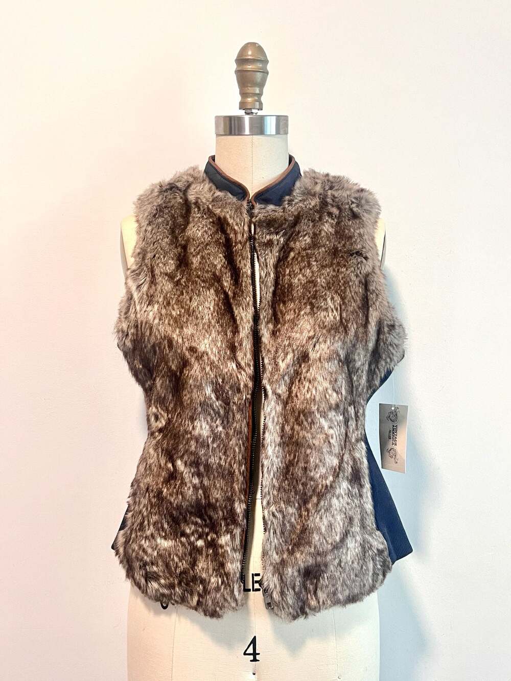 New Vintage America Blues Quilted Faux Fur Zip-Front Vest XS